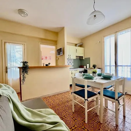 100m Dal Mare, Garage, Terrazza & Ac, Sea Nest Alassio