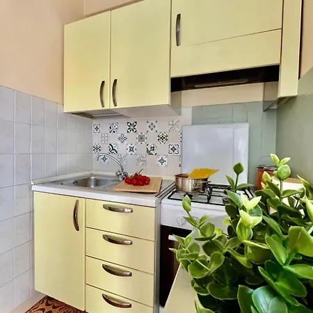 100m Dal Mare, Garage, Terrazza & Ac, Sea Nest דירה