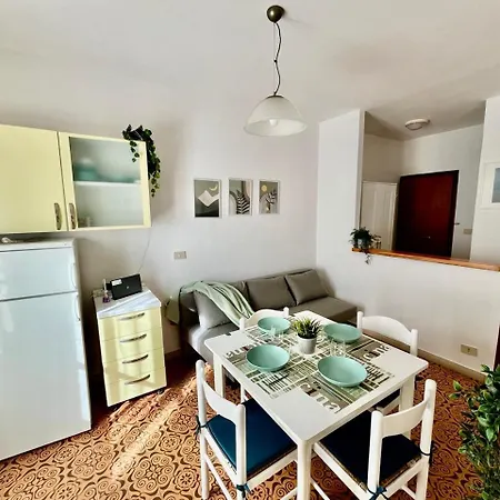 100m Dal Mare, Garage, Terrazza & Ac, Sea Nest * Alassio